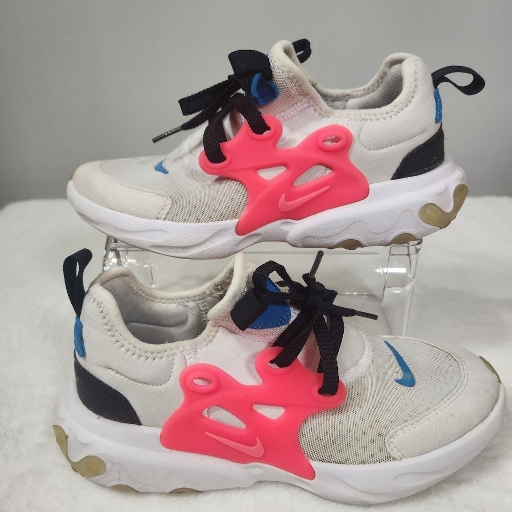 Nike Kids White and Pink Sneakers with Blue Details - Picture 3 of 7